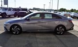 New 2025 Hyundai Elantra SEL image 4