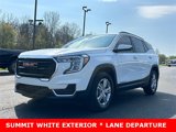 Used 2024 GMC Terrain SLE w/ Driver Convenience Package image 3
