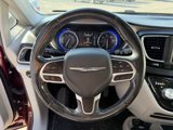 Used 2019 Chrysler Pacifica Touring-L image 5