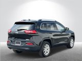 Used 2016 Jeep Cherokee Latitude image 5