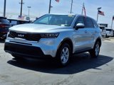 Used 2022 Kia Sorento LX image 3