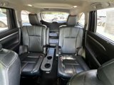 Used 2018 Toyota Highlander SE image 5