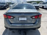 Used 2023 Nissan Altima 2.5 SR w/ SR Premium Package image 6