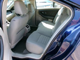Used 2011 Ford Taurus SE image 6