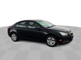 Used 2013 Chevrolet Cruze LS image 2