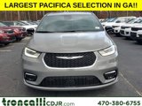 New 2025 Chrysler Pacifica Select image 2