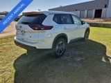 Used 2024 Nissan Rogue SV image 5