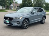 Used 2022 Volvo XC60 B5 Momentum image 4