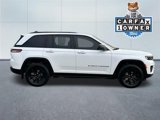 Used 2024 Jeep Grand Cherokee Altitude image 2