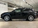 Certified 2022 Porsche Cayenne image 2