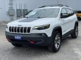 Used 2020 Jeep Cherokee Trailhawk w/ Cold Weather Group image 3