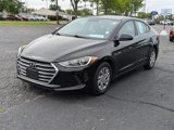 Used 2017 Hyundai Elantra SE image 3