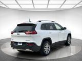 Used 2018 Jeep Cherokee Limited image 5