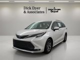 Used 2021 Toyota Sienna XLE image 4