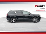 Used 2023 GMC Acadia SLT image 3