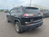 Used 2019 Jeep Cherokee Latitude Plus w/ Comfort/Convenience Group image 3