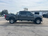 Used 2017 Ford F250 XLT w/ XLT Value Package image 4
