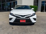 Used 2019 Toyota Camry L image 2