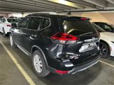 Used 2018 Nissan Rogue SV image 2