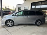 Used 2013 Toyota Sienna SE image 4