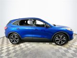 Used 2022 Ford Escape SE image 2