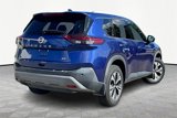 Used 2021 Nissan Rogue SV image 2