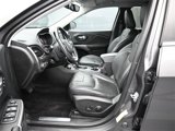 Used 2019 Jeep Cherokee Limited image 3