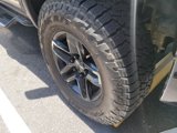 Used 2017 GMC Sierra 1500 SLE image 4