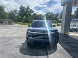 New 2025 Chevrolet Traverse LT image 2