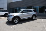 Used 2023 Ford Explorer XLT w/ Equipment Group 202A image 2