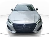Used 2024 Nissan Altima 2.5 SV image 2