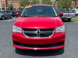 Used 2016 Dodge Grand Caravan SXT image 2
