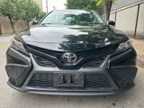 Used 2022 Toyota Camry SE image 2