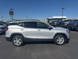 Used 2018 GMC Terrain SLE w/ Driver Convenience Package image 2