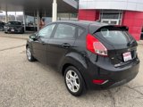 Used 2015 Ford Fiesta SE image 4