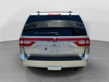 Used 2017 Lincoln Navigator Select image 4