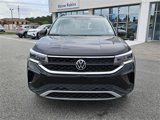 Used 2022 Volkswagen Taos S image 2