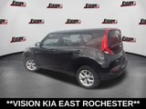 Certified 2022 Kia Soul LX w/ Technology Package image 3
