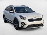 Used 2022 Kia Niro LX image 3