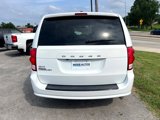 Used 2018 Dodge Grand Caravan SE image 6