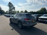 Used 2019 Volkswagen Atlas SEL R-Line image 3