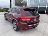 Used 2017 Jeep Grand Cherokee Overland w/ Jeep Active Safety Group image 4