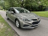 Used 2017 Chevrolet Cruze LT w/ Convenience Package image 4