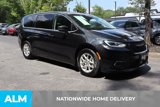 Used 2023 Chrysler Pacifica Touring-L image 5
