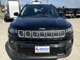 Used 2022 Jeep Compass Latitude image 2