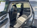 Used 2023 GMC Terrain SLT image 3