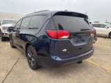 Used 2019 Chrysler Pacifica Touring-L Plus image 4