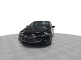 Used 2017 Chevrolet Malibu LT image 4