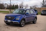 Used 2024 Hyundai Venue SEL image 3