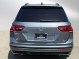 Used 2021 Volkswagen Tiguan SE R-Line image 4